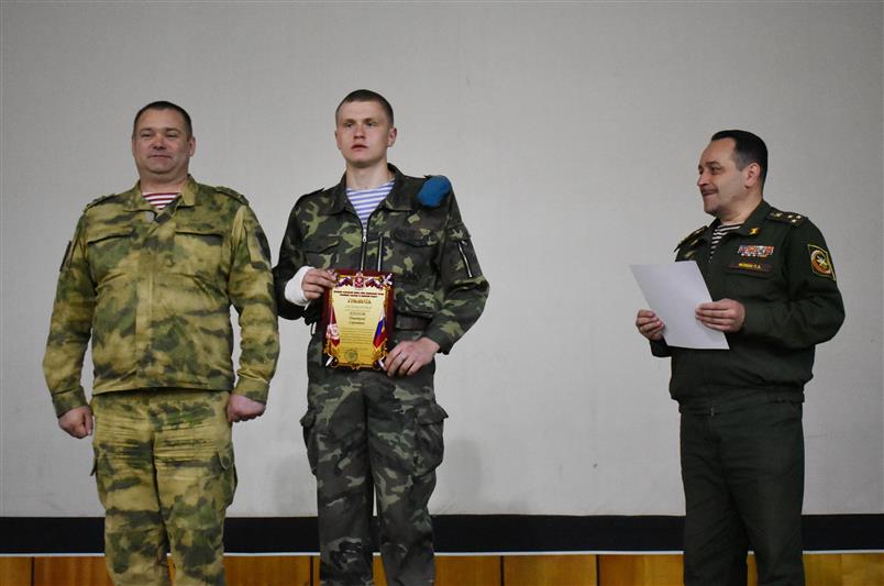 Ивановские росгвардейцы наградили победителей регионального конкурса «Призывник года»