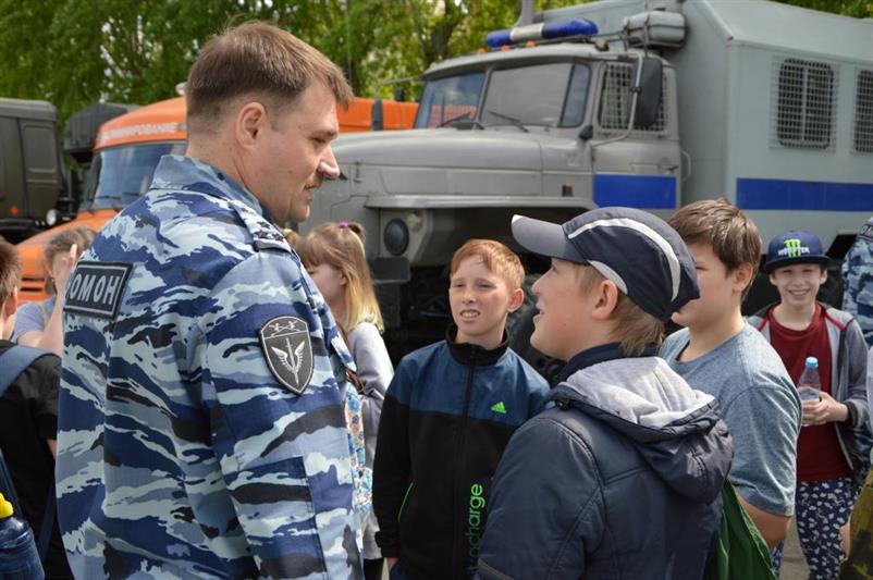 Управление Росгвардии по Свердловской области участвует в акции «Дорогою добра» 