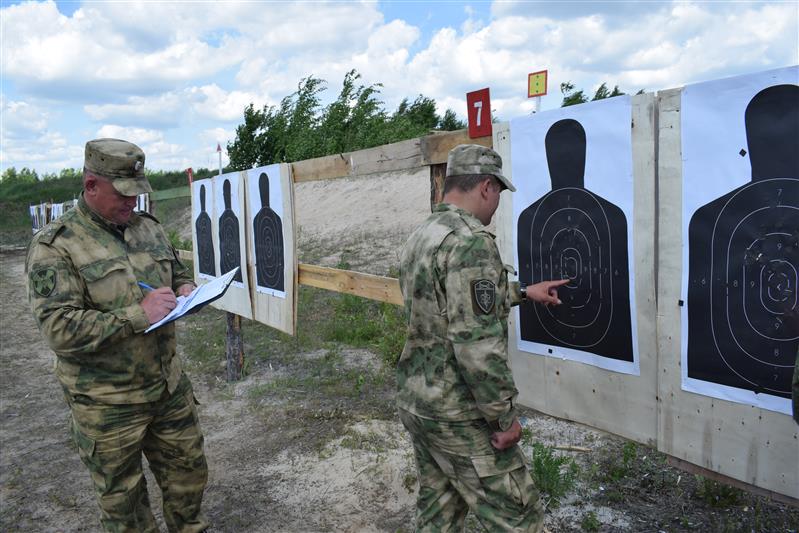 В Дзержинске прошел чемпионат Приволжского округа Росгвардии по стрельбе из боевого ручного стрелкового оружия (фото, видео)