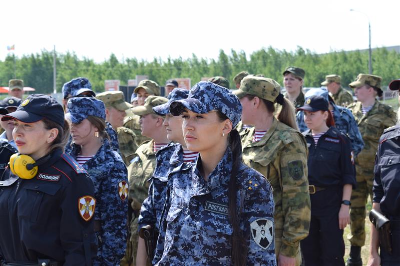 В Дзержинске прошел чемпионат Приволжского округа Росгвардии по стрельбе из боевого ручного стрелкового оружия (фото, видео)