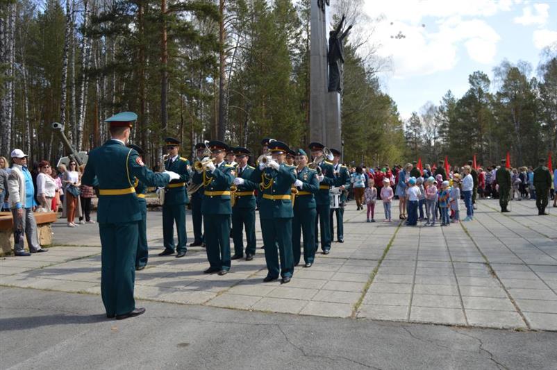 Над большими и малыми городами Урала звучат «Мелодии Победы» в исполнении военных оркестров Уральского круга Росгвардии