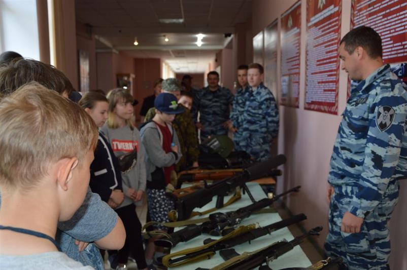Управление Росгвардии по Свердловской области участвует в акции «Дорогою добра» 