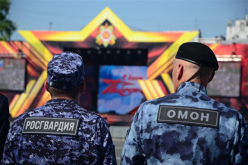 В Приволжье подразделения Росгвардии приняли участие в парадах и праздничных шествиях в честь 74-й годовщины Победы (фото)