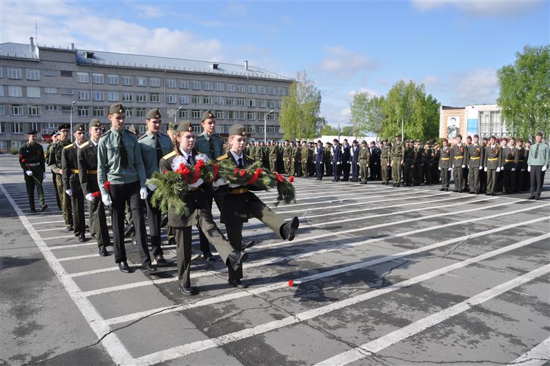 Курсанты Новосибирского военного института Росгвардии провели военно-спортивную игру «Победа-2019»