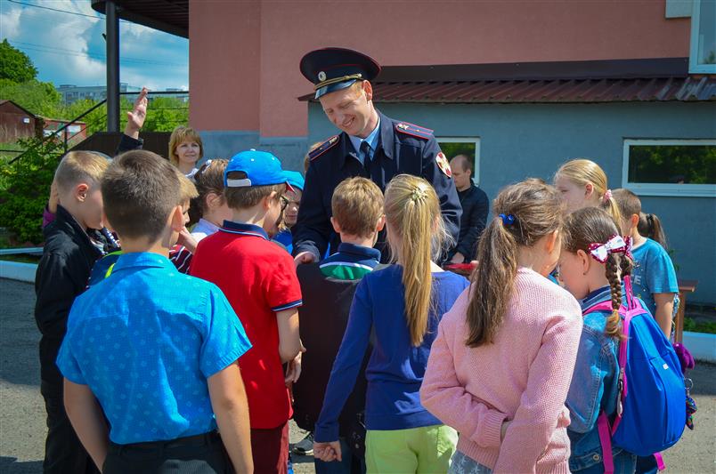 Пензенские росгвардейцы рассказали школьникам  о специфике своей службы