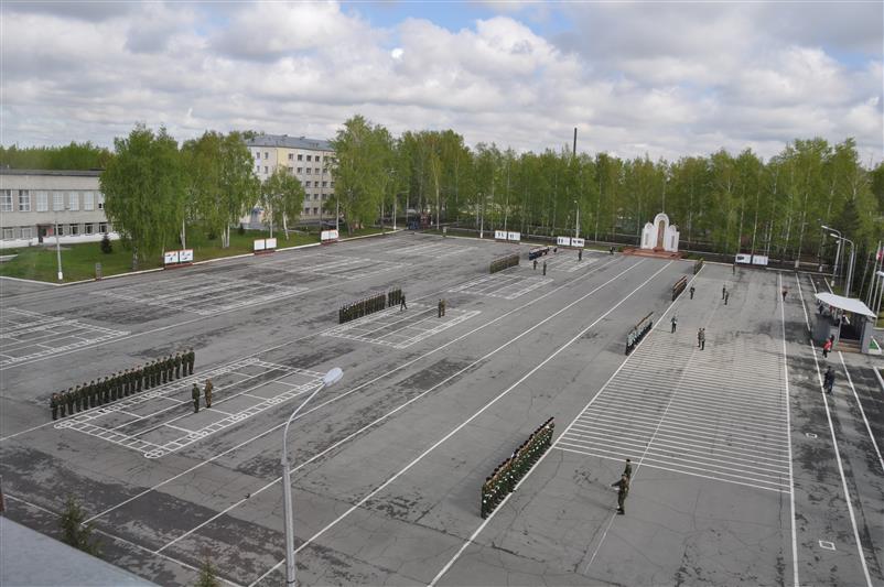 Курсанты Новосибирского военного института Росгвардии провели военно-спортивную игру «Победа-2019»