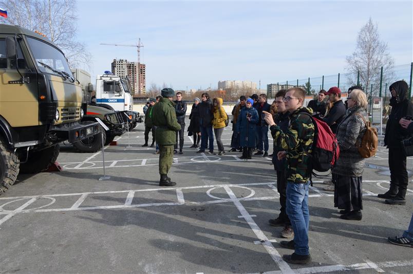 Росгвардейцы Урала присоединились к Всероссийской акции «День призывника»