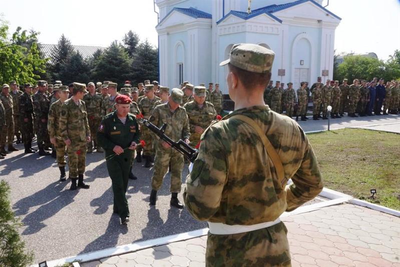 В Объединенной группировке войск (сил) на Северном Кавказе прошли праздничные мероприятия, посвящённые 74-й годовщине Победы