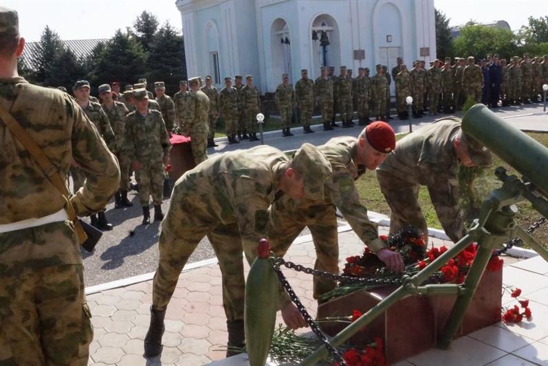 В Объединенной группировке войск (сил) на Северном Кавказе прошли праздничные мероприятия, посвящённые 74-й годовщине Победы