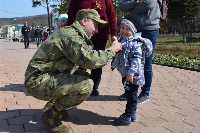 Сахалинские росгвардейцы приняли участие в акции «Георгиевская лента»