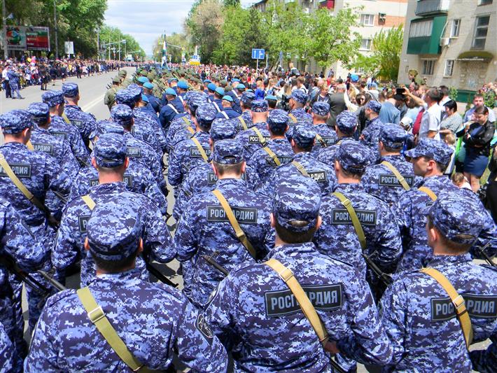 В Невинномысске сотрудники вневедомственной охраны приняли участие в Параде Победы