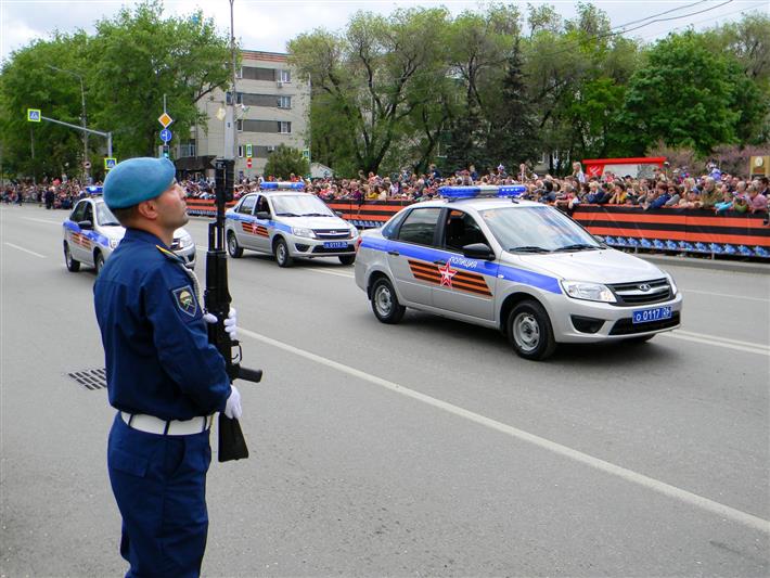В Невинномысске сотрудники вневедомственной охраны приняли участие в Параде Победы