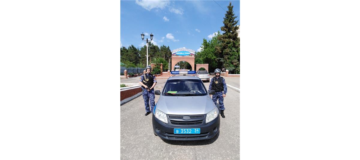  Волгоградские росгвардейцы задержали подозреваемых в совершении противоправных действий 