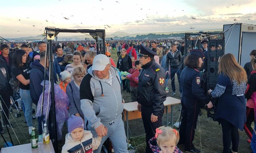 Подразделения Росгвардии обеспечили правопорядок во время международного чемпионата пиротехнического искусства «PyroFivePeaks 2019»