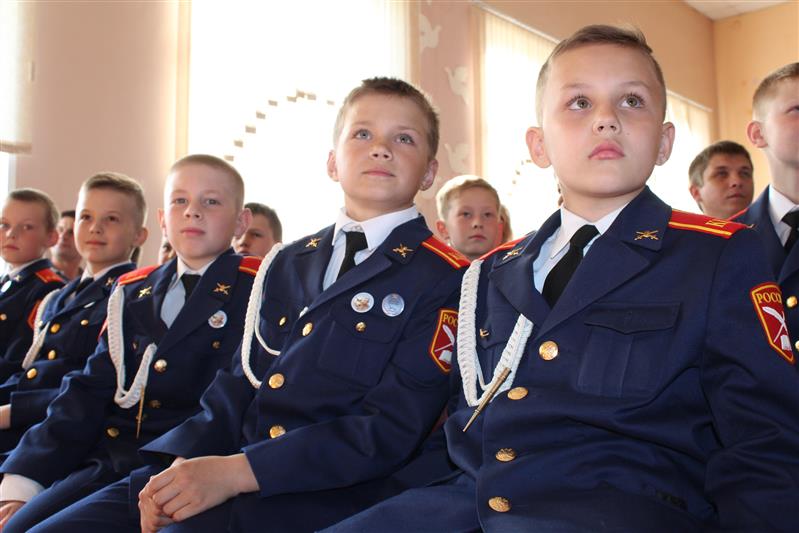 Вологодские кадеты профильного класса Росгвардии простились с начальной школой