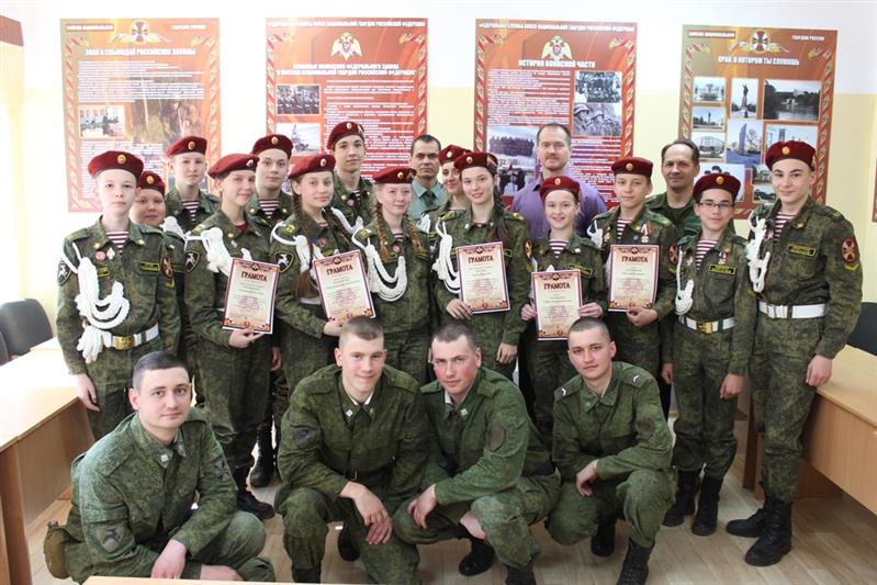 Кировские росгвардейцы провели круглый стол с учащимися кадетских классов 