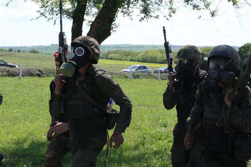 18 росгвардейцев завоевали право ношения крапового берета по итогам квалификационных испытаний в Северо-Кавказском округе (фото, видео)