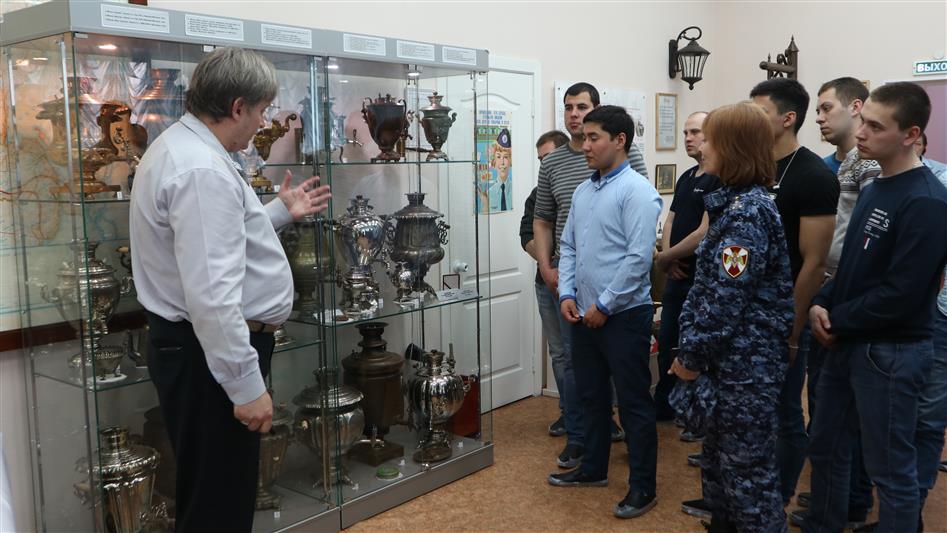 Росгвардейцы посетили музей Красноярской железной дороги