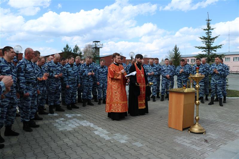 Екатеринбургские омоновцы приняли участие в акции «Свеча памяти»