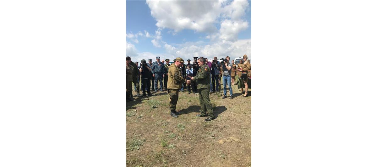В Волгограде представители Росгвардии встретились с участниками «Вахты Памяти»