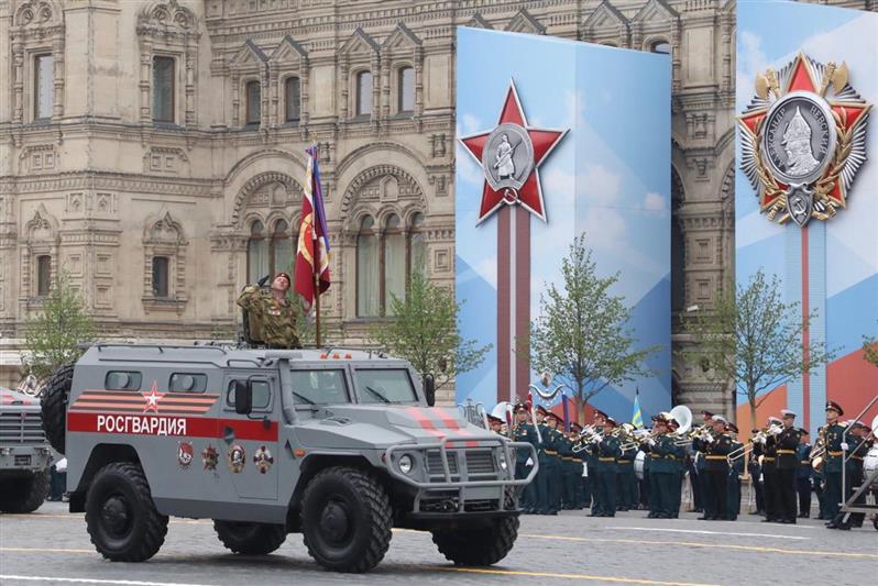 Военнослужащие, курсанты и кадеты Росгвардии приняли участие в параде Победы на Красной площади (фото, видео)