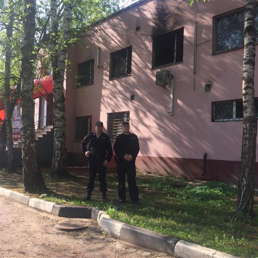 Благодаря росгвардейцам удалось своевременно локализовать возгорание дома в Щелково