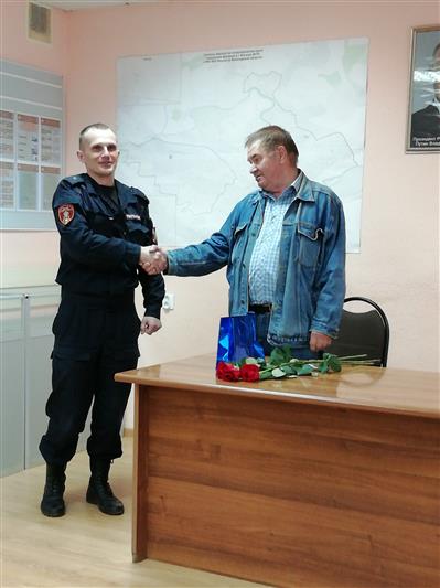 Вологодские росгвардейцы поздравили с юбилеем  ветерана вневедомственной охраны  