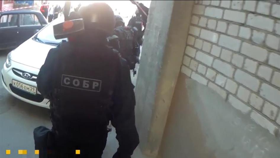 При содействии архангельского СОБР задержан вооружённый мужчина