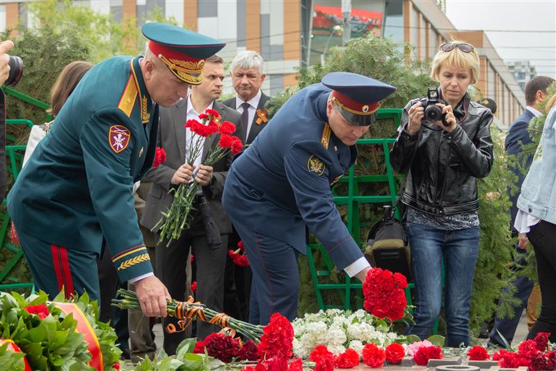 Военнослужащие и сотрудники Южного округа Росгвардии приняли участие в мероприятиях в честь Дня Победы
