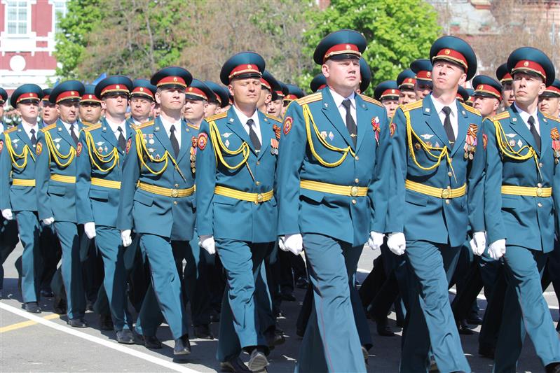 Курсанты и офицеры Саратовского военного института Росгвардии приняли участие в мероприятиях, посвященных Дню Победы