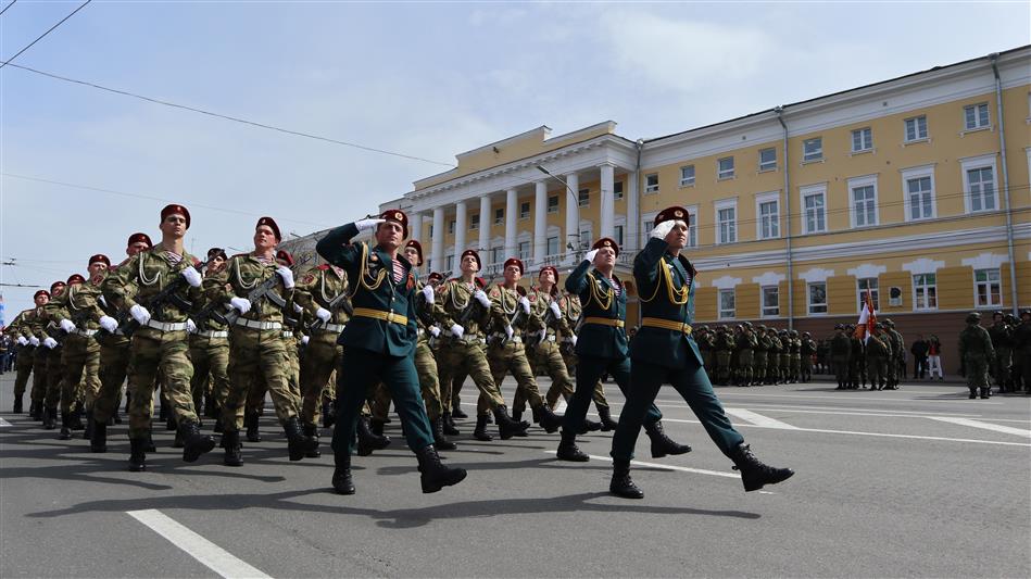 Росгвардейцы приняли участие в генеральной репетиции парада Победы в Нижнем Новгороде