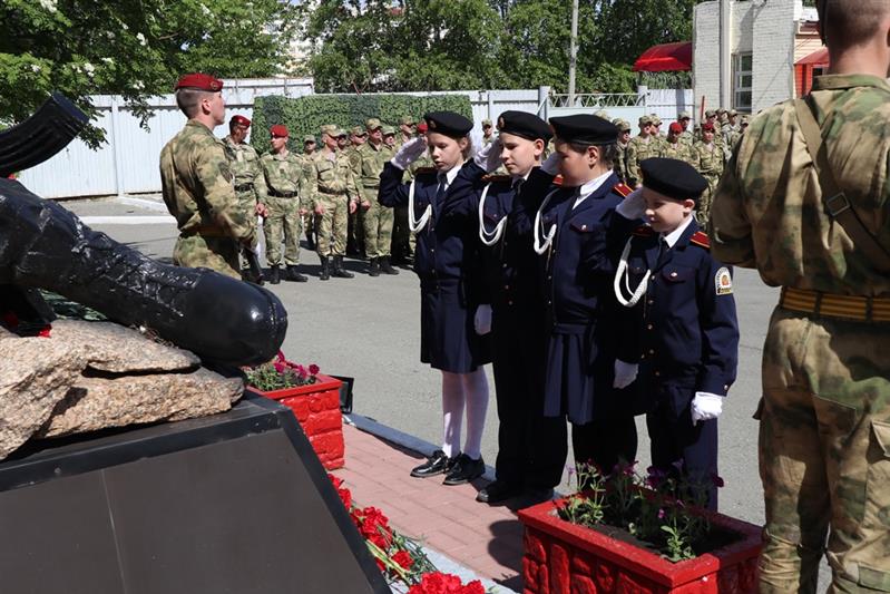 Военнослужащие челябинского отряда спецназа «Оберег» Росгвардии почтили память павших сослуживцев