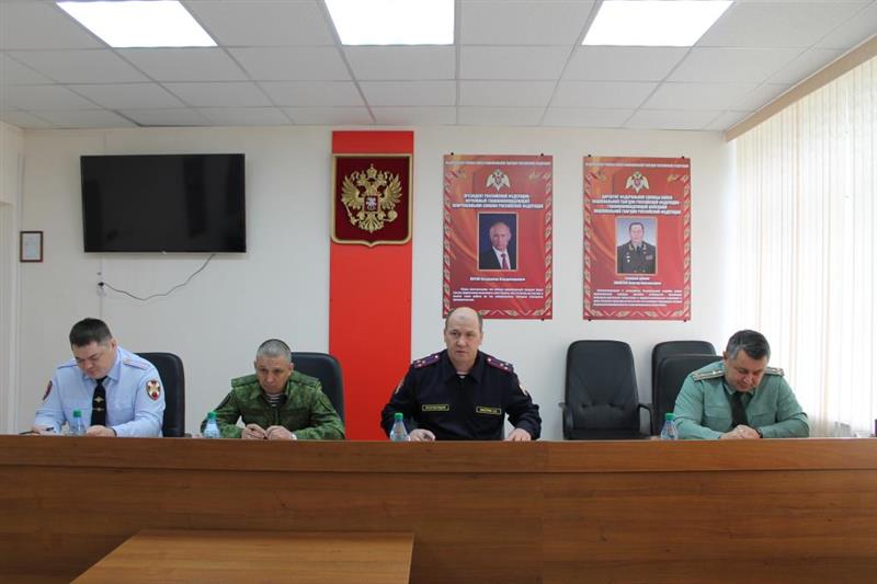 Росгвардейцы обсудили с представителями ЧОП вопросы обеспечения безопасности образовательных учреждений Курганской области
