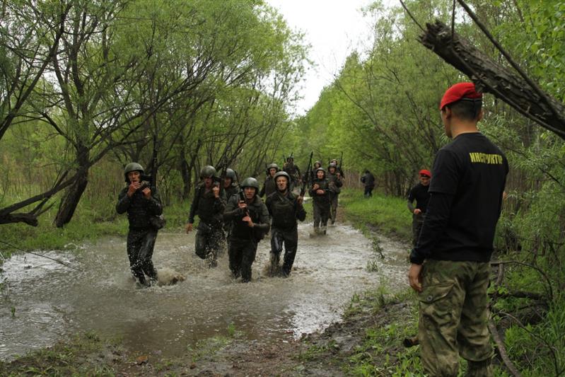 На Дальнем Востоке проведены квалификационные испытания на право ношения крапового берета (видео)