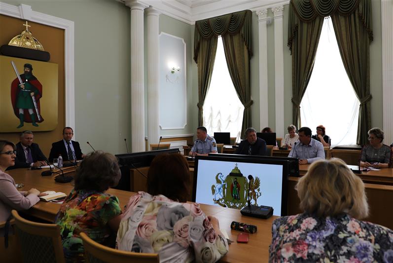 Представитель Росгвардии рассказал директорам рязанских школ о проверках частной охраны на объектах сферы образования