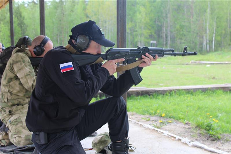 В Петрозаводске стартовал чемпионат Северо-Западного округа Росгвардии по стрельбе из боевого оружия 