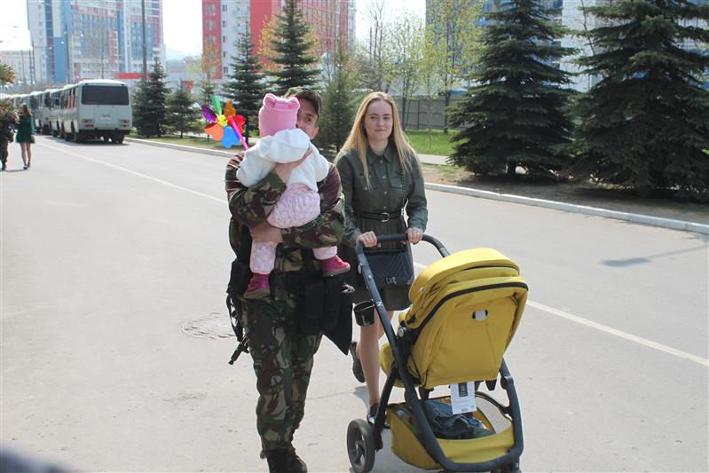 Бойцы московского ОМОН вернулись из служебной командировки