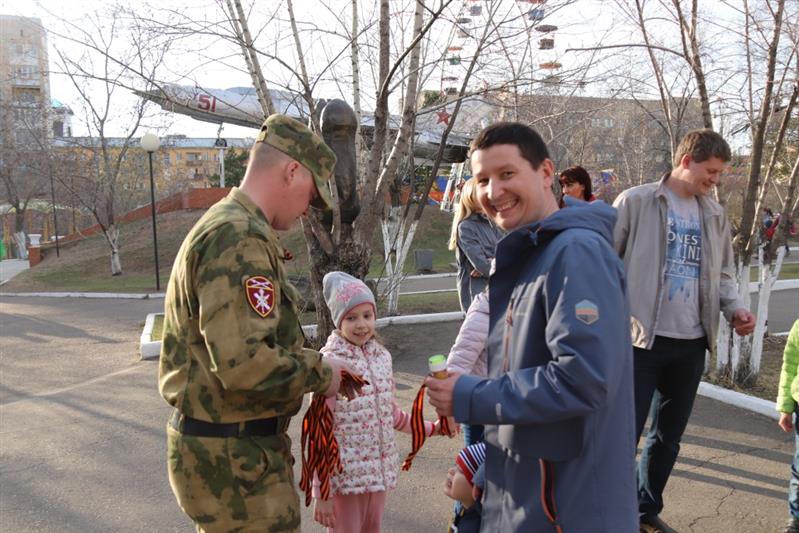 Читинские росгвардейцы  поддержали всероссийскую патриотическую акцию «Георгиевская ленточка»