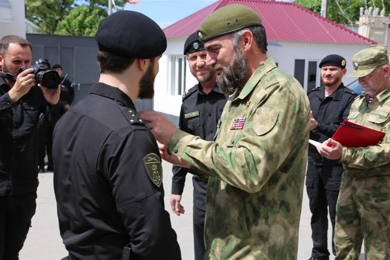 Начальник Управления Росгвардии по Чеченской Республике проинспектировал грозненский отдел вневедомственной охраны (фото, видео)