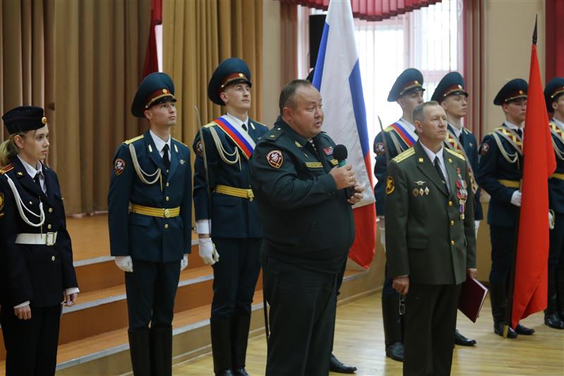 Кадетскому классу московской школы присвоено имя Героя Российской Федерации полковника Василия Чубенко