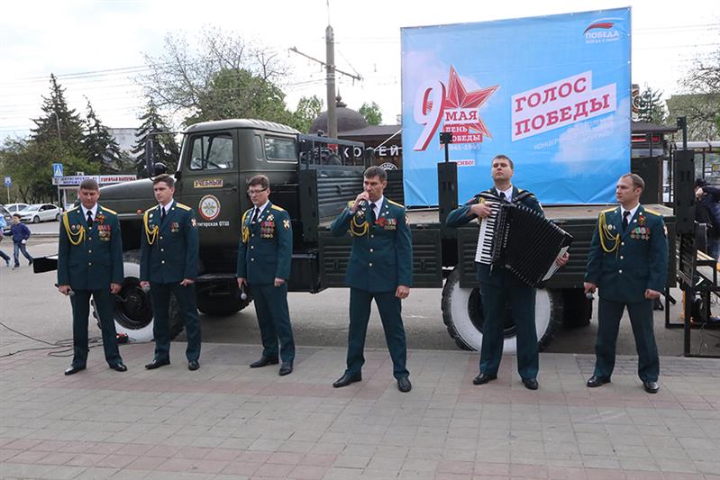 Ансамбль песни и пляски Северо-Кавказского округа Росгвардии выступил с концертом в Пятигорске