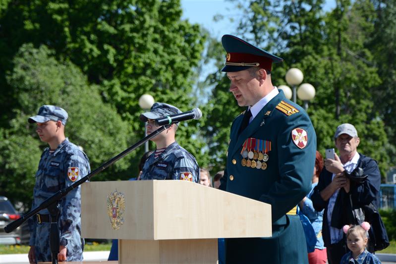 В отдельной дивизии оперативного назначения им. Ф.Э. Дзержинского состоялась торжественная церемония принятия подмосковными школьниками кадетской клятвы