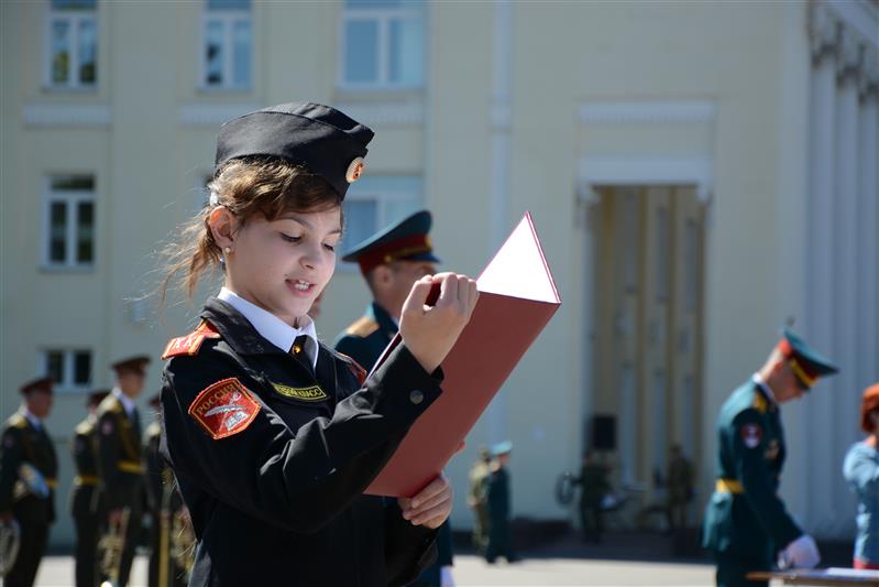 В отдельной дивизии оперативного назначения им. Ф.Э. Дзержинского состоялась торжественная церемония принятия подмосковными школьниками кадетской клятвы