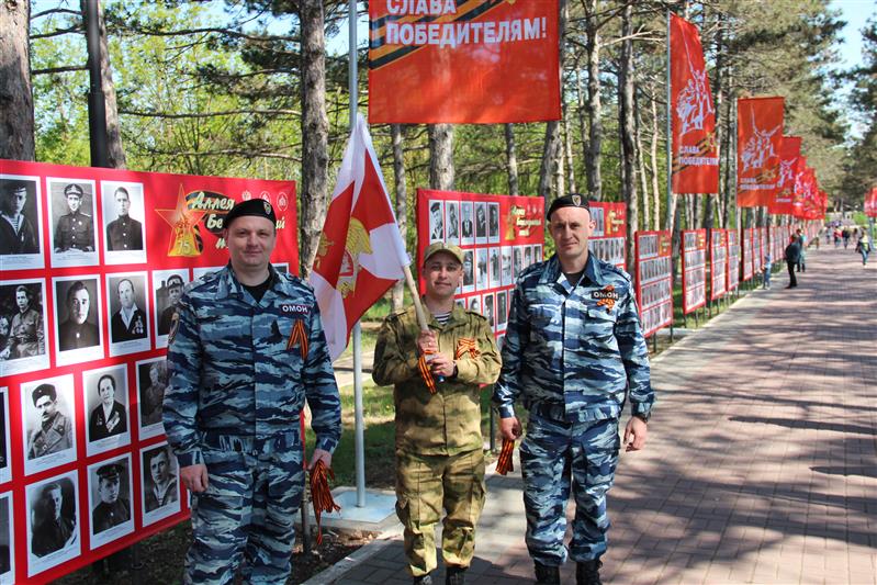 Сотрудники и военнослужащие Управления Росгвардии по Республике Крым и городу Севастополю присоединились к всероссийской акции «Георгиевская лента»