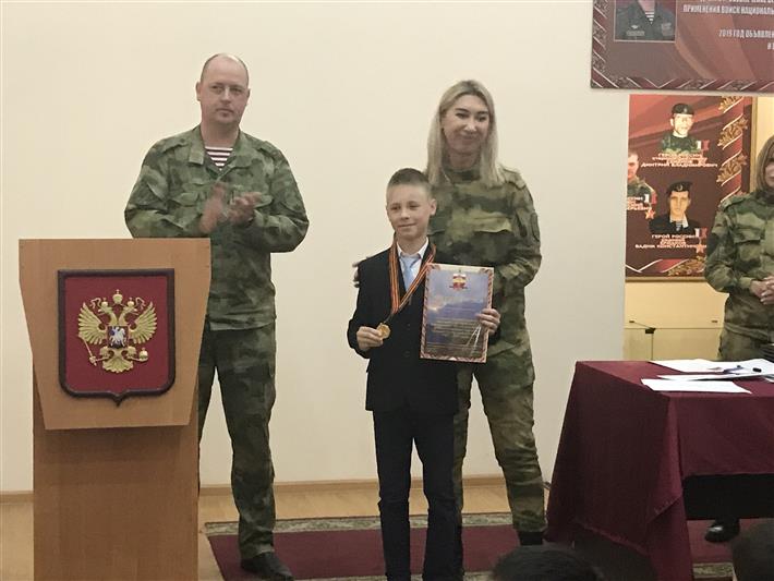 Во владикавказском соединении Росгвардии состоялось патриотическое мероприятие для школьников