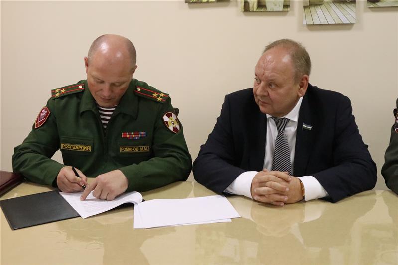 Росгвардия взяла шефство над музыкальным кадетским корпусом Северо-Кавказского государственного института искусств (видео)