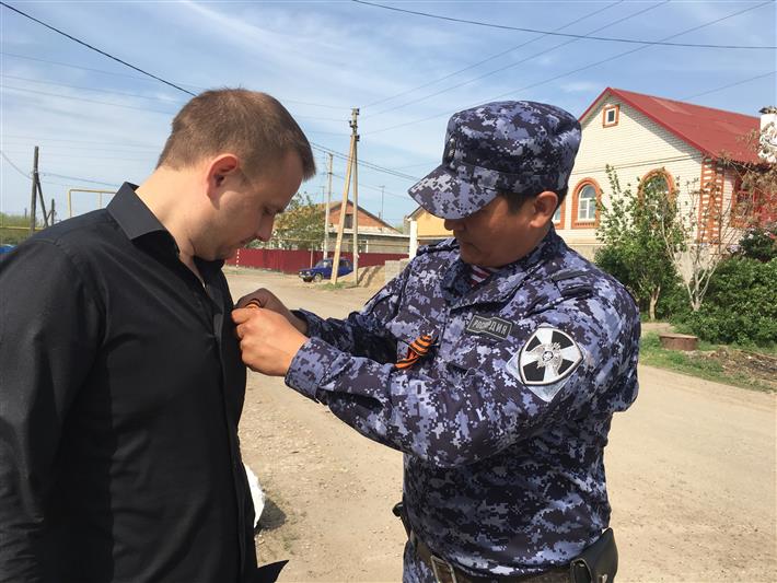 Управление Росгвардии по Астраханской области присоединилось к патриотической акции «Георгиевская лента»