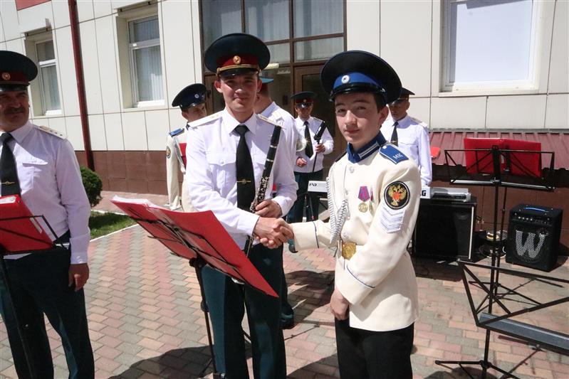 Росгвардия взяла шефство над музыкальным кадетским корпусом Северо-Кавказского государственного института искусств (видео)