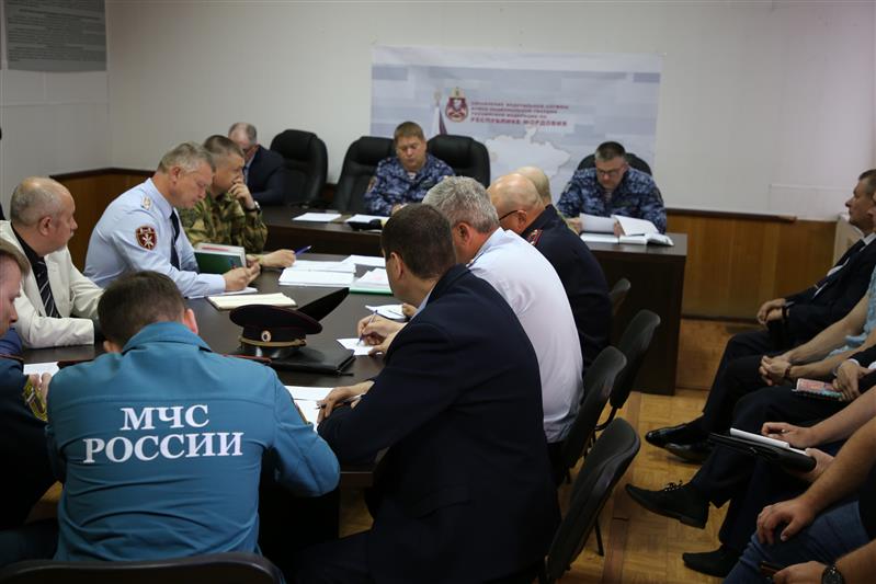 В мордовском управлении Росгвардии состоялось межведомственное совещание по вопросам обеспечения безопасности отборочного матча чемпионата Европы по футболу