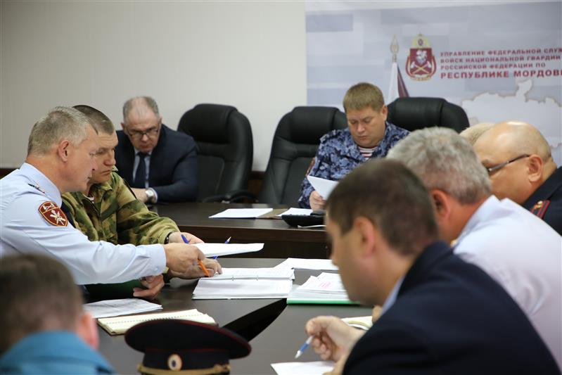 В мордовском управлении Росгвардии состоялось межведомственное совещание по вопросам обеспечения безопасности отборочного матча чемпионата Европы по футболу